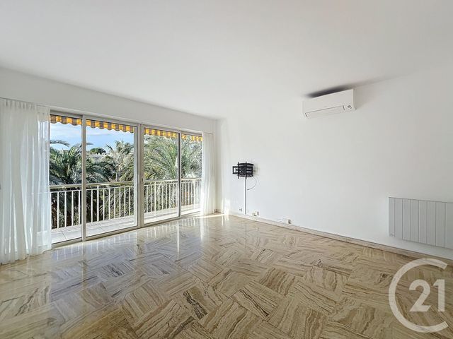 Appartement T3 à louer - 3 pièces - 57.15 m2 - CANNES - 06 - PROVENCE-ALPES-COTE-D-AZUR - Century 21 Confiance Immo