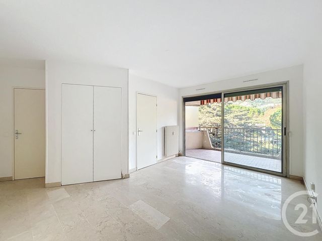 Appartement F1 à louer - 1 pièce - 25.37 m2 - MANDELIEU LA NAPOULE - 06 - PROVENCE-ALPES-COTE-D-AZUR - Century 21 Confiance Immo